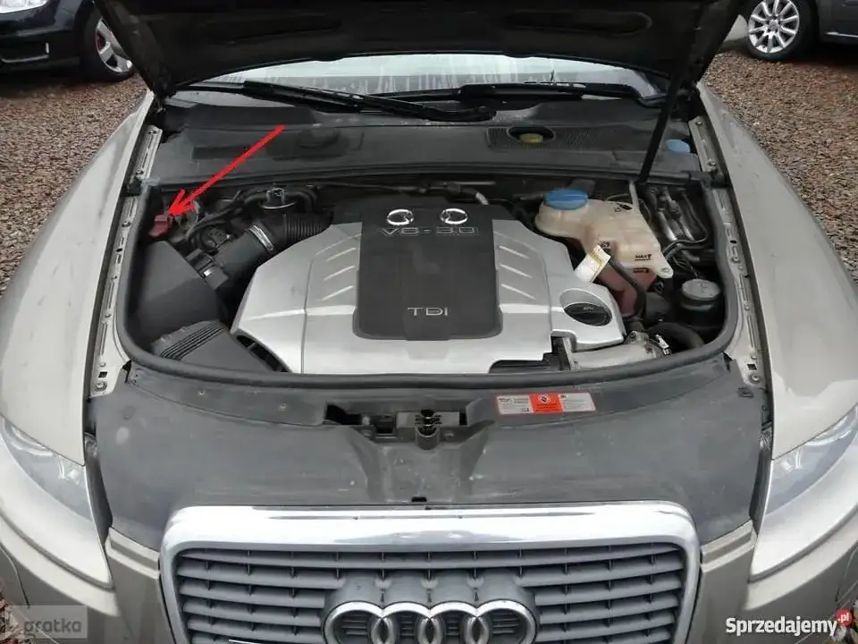 Audi A6 C6: Gdzie podłączyć prostownik? Uniknij błędów BEM!